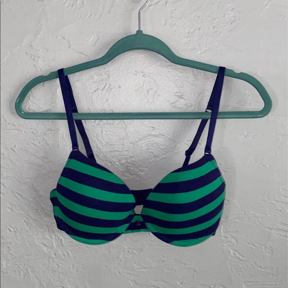 Push-up bra